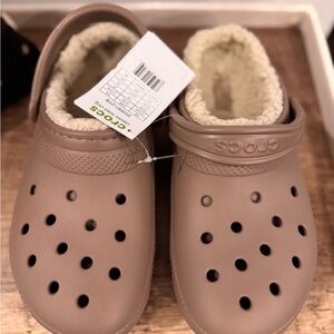CROCS Classic Lined Clog in Taupe
